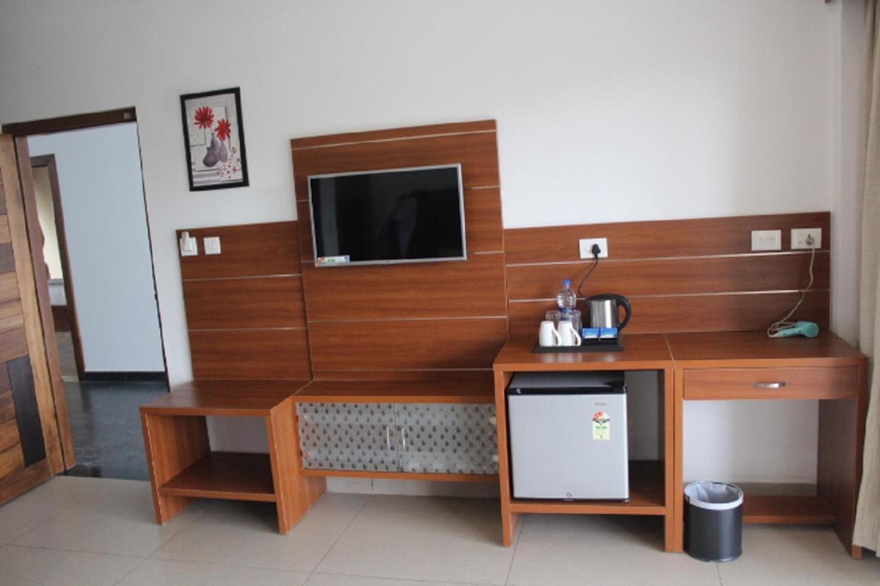 The Lakeview Munnar Exterior foto